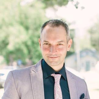 Greg Mitchell headshot